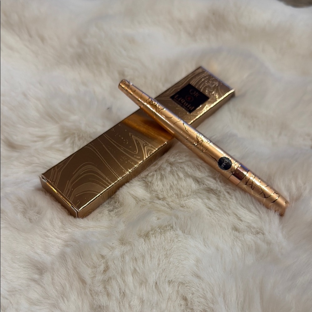 Eyebrow Pen